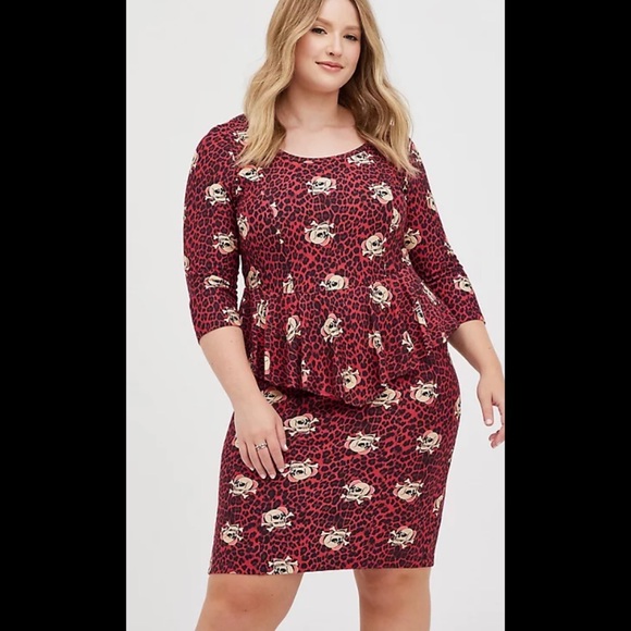 NWT Torrid Skull Peplum Dress size 4 - Picture 2 of 6